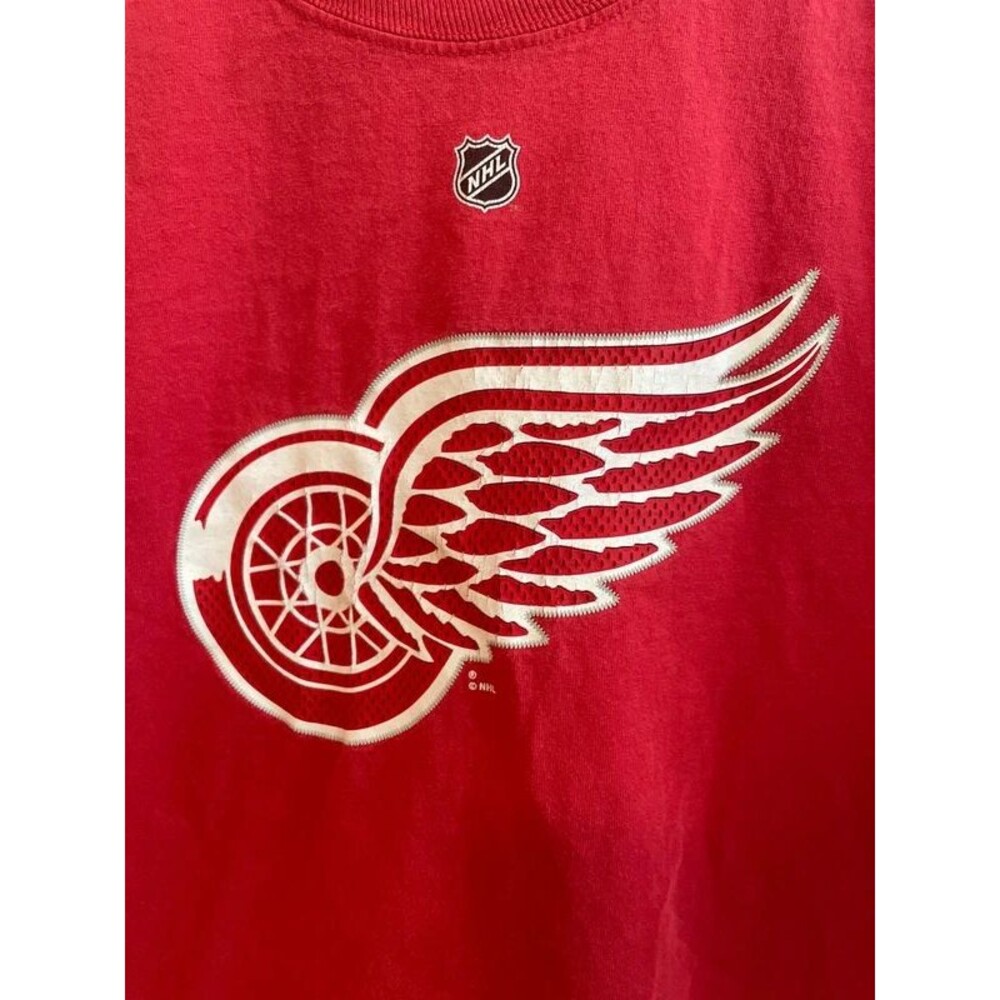 Red Wings shirt